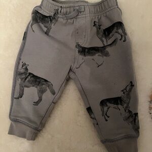 Tea Collection Gray Joggers with Wolf Design